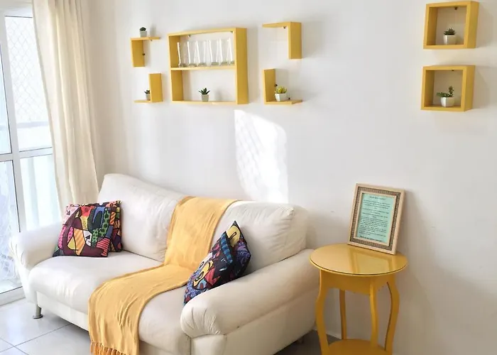 Apê Amarelo Ubatuba Apartamento